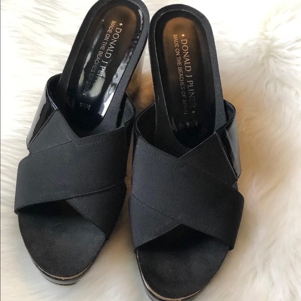 🌾 Donald j. Pliner Patton Platform Wedge Slides